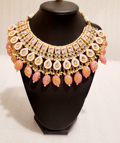 Super Stylish Kundan Meena Set