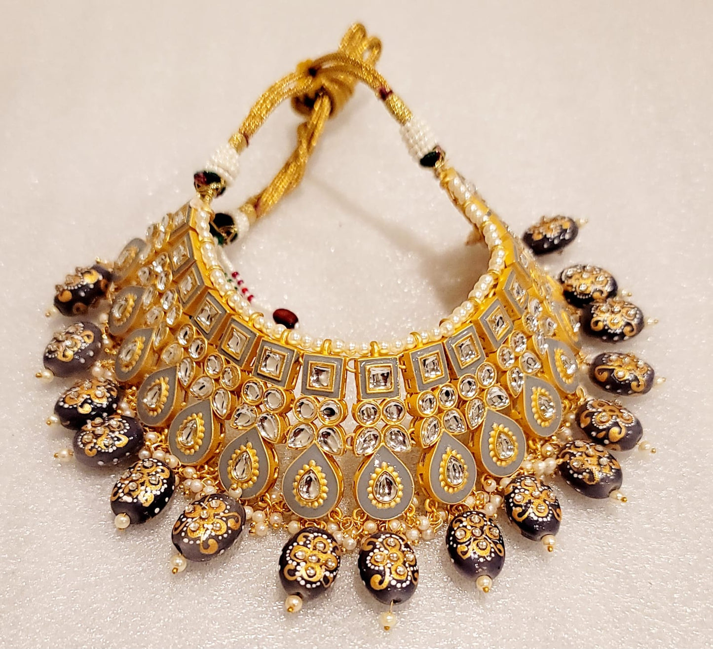 Super Stylish Kundan Meena Set