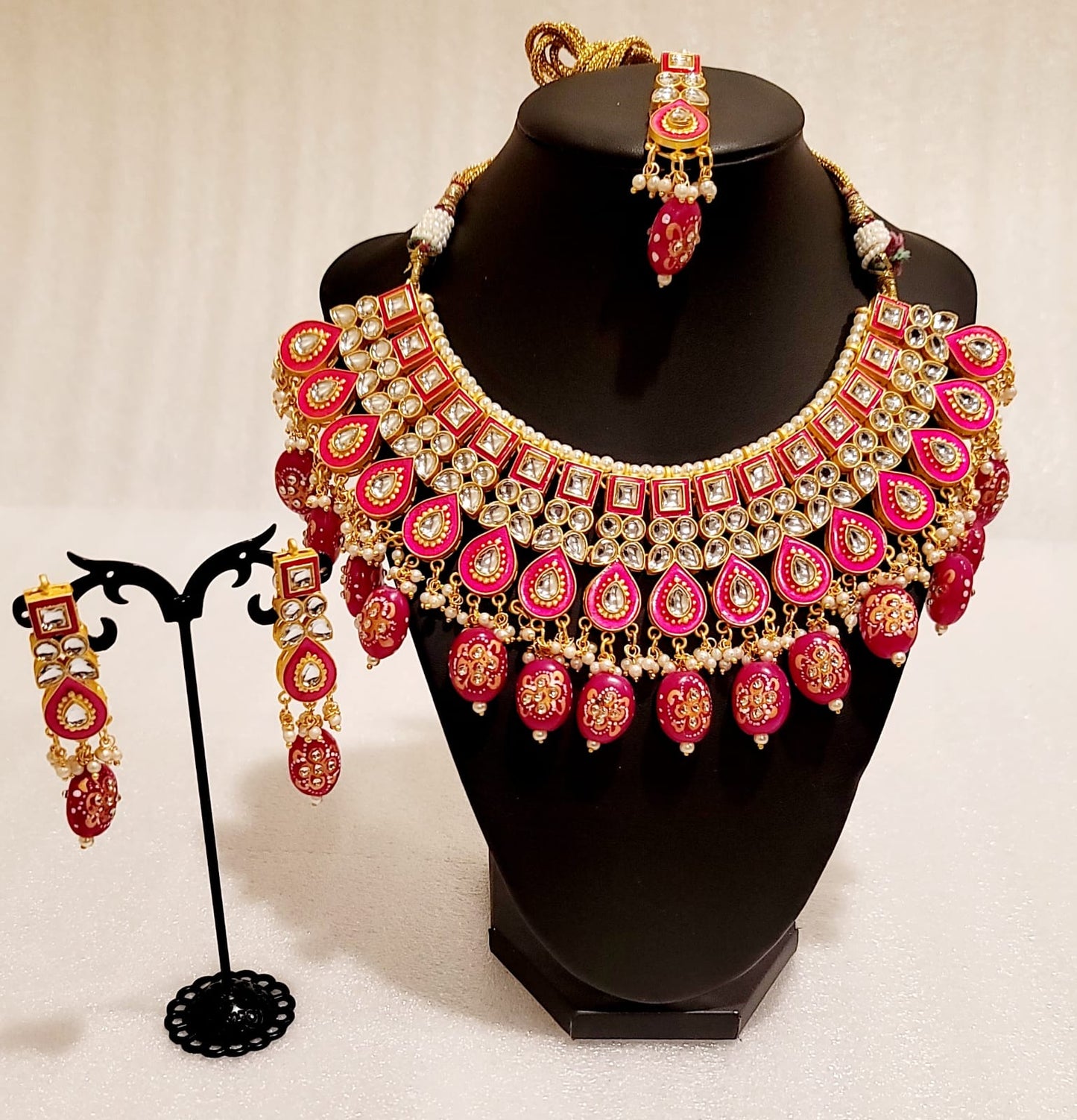 Super Stylish Kundan Meena Set