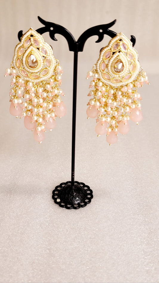 Lightweight Super Stylish Earrings image 3