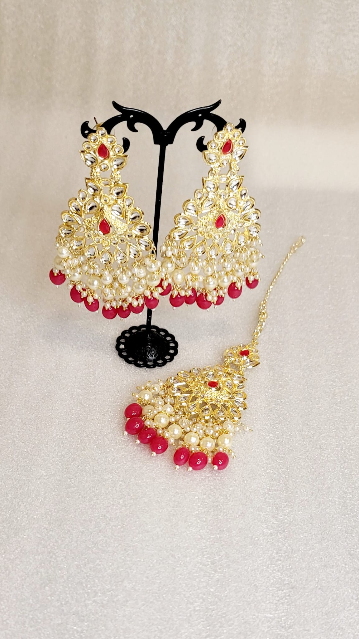 Super Stylish Lightweight Necklace Set