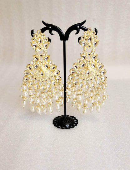 Super Stylish Lightweight Necklace Set