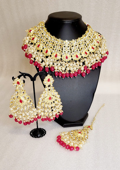 Super Stylish Lightweight Necklace Set