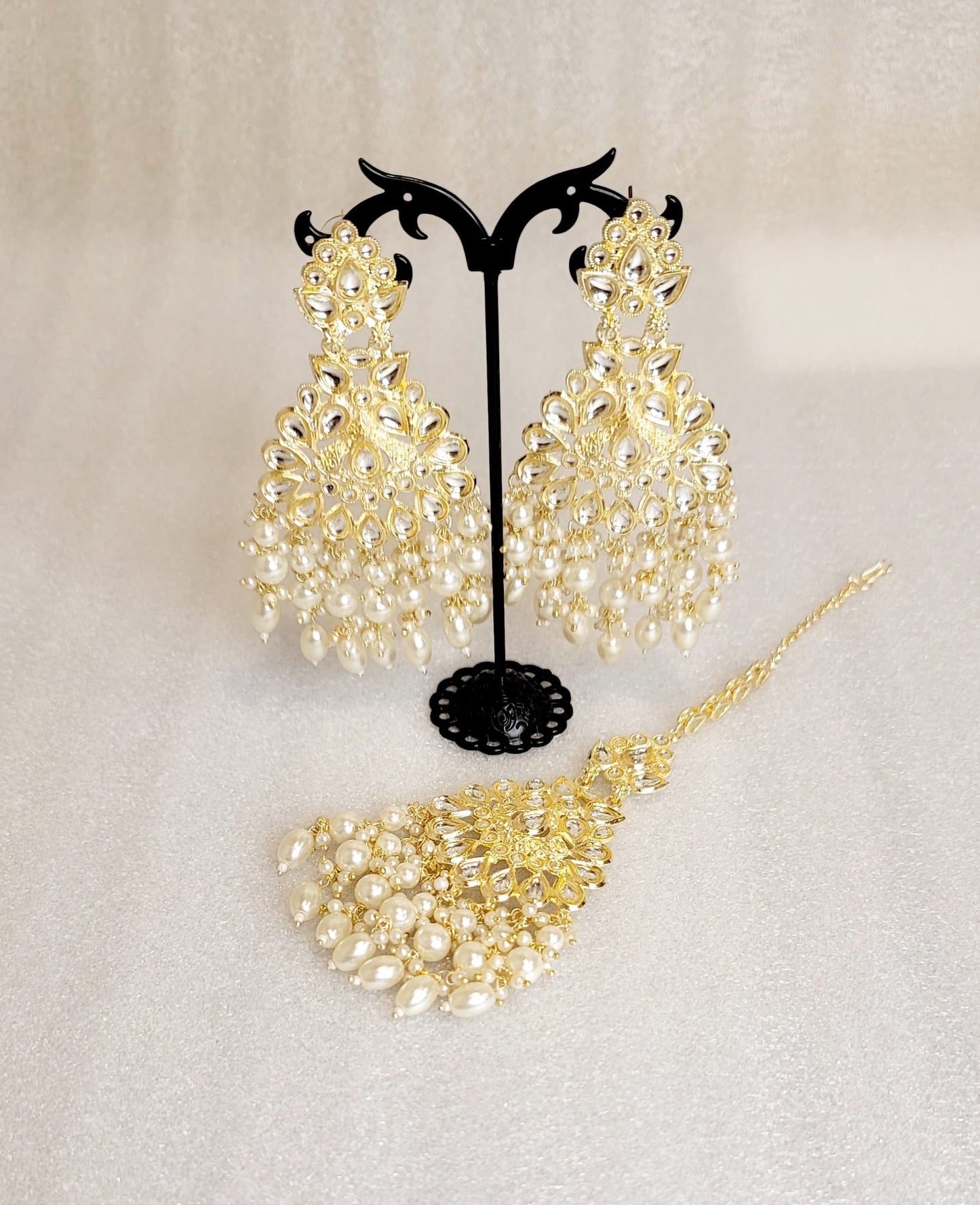 Super Stylish Lightweight Necklace Set