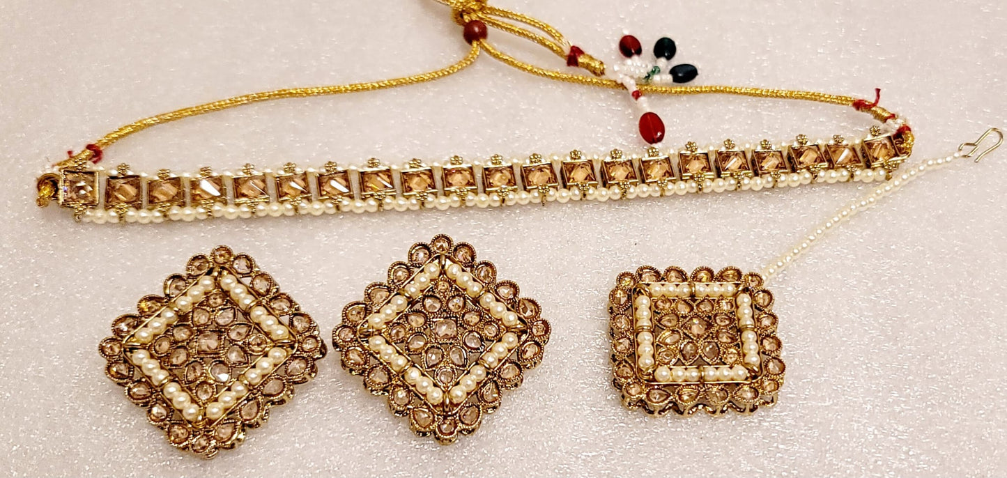 Very Stylish & High End Reverse Polki Choker Set.