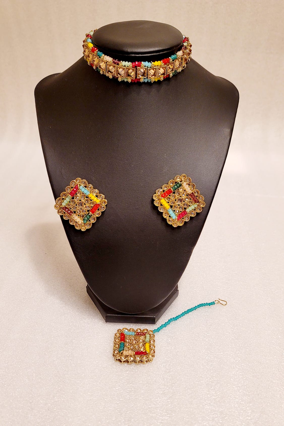 Very Stylish & High End Reverse Polki Choker Set.