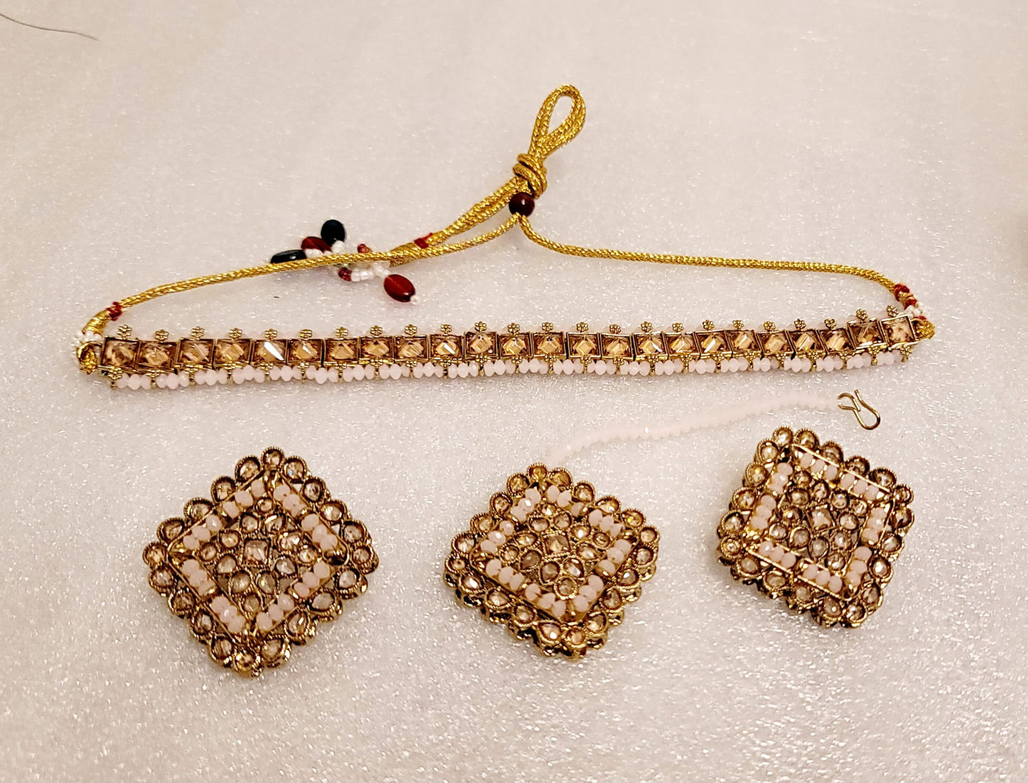 Very Stylish & High End Reverse Polki Choker Set.