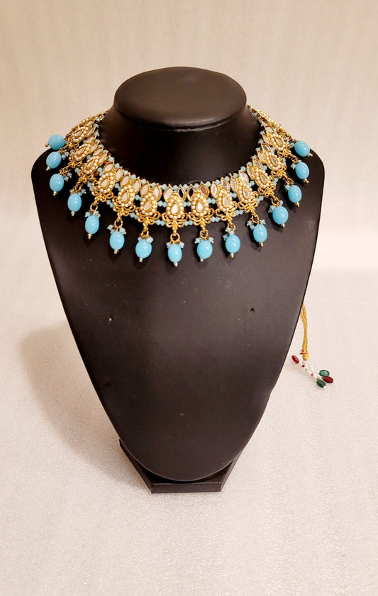 Super Lightweight & Stylish Choker Set image 3