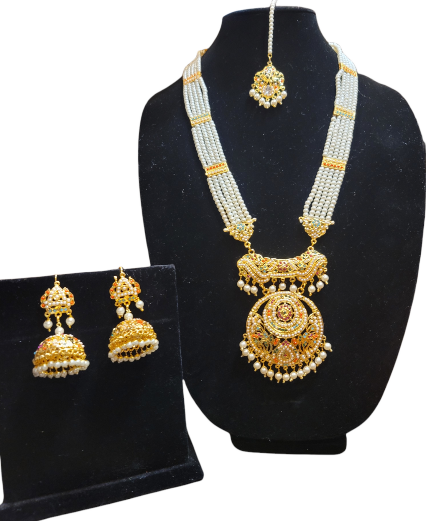 Stylish traditional Rani Haar Set