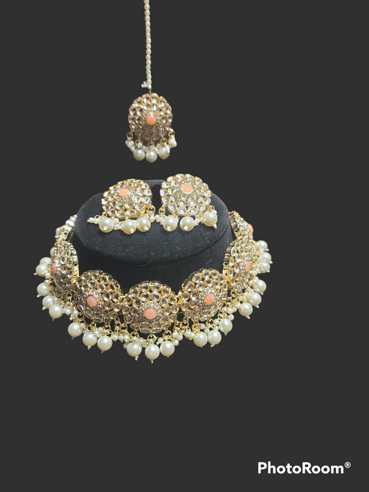 Trendy Kundan & Pearl Choker Set