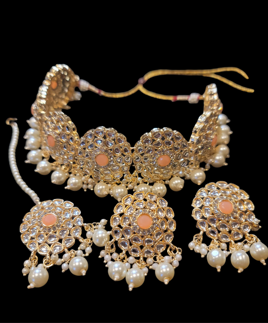 Trendy Kundan & Pearl Choker Set