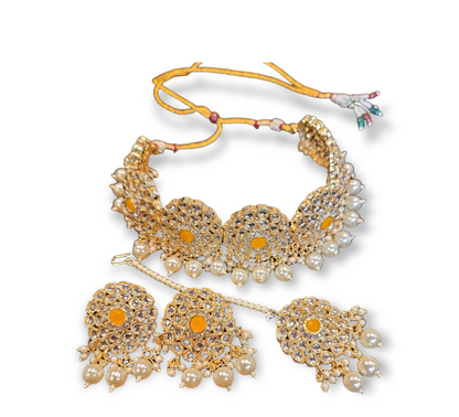 Trendy Kundan & Pearl Choker Set