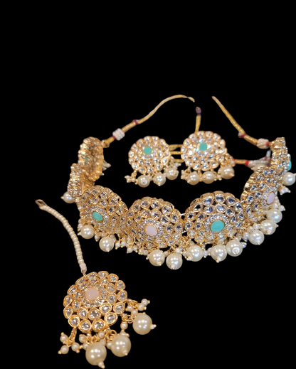 Trendy Kundan & Pearl Choker Set