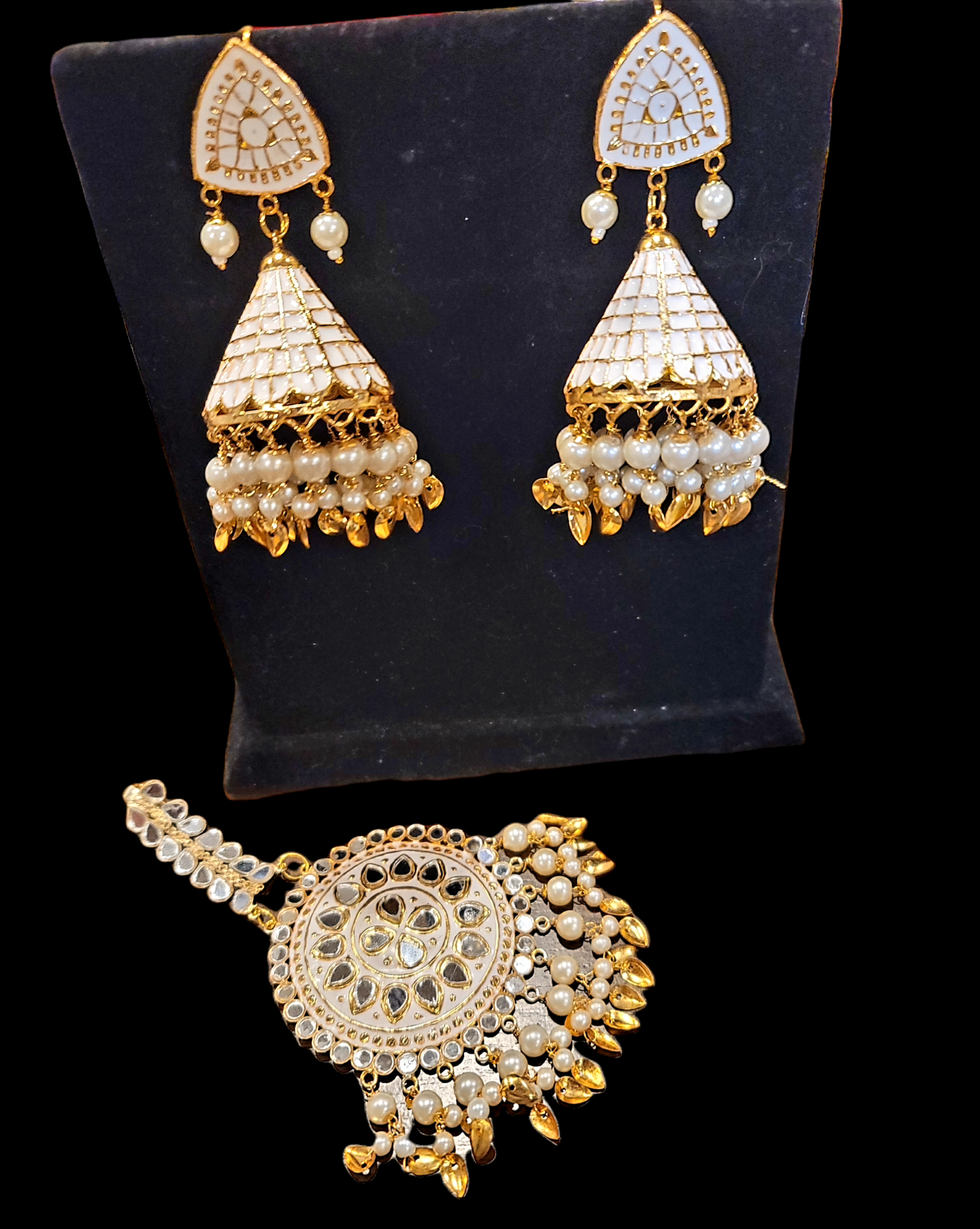 Pippal Patti & Meenakari Earrings & Tikka Set