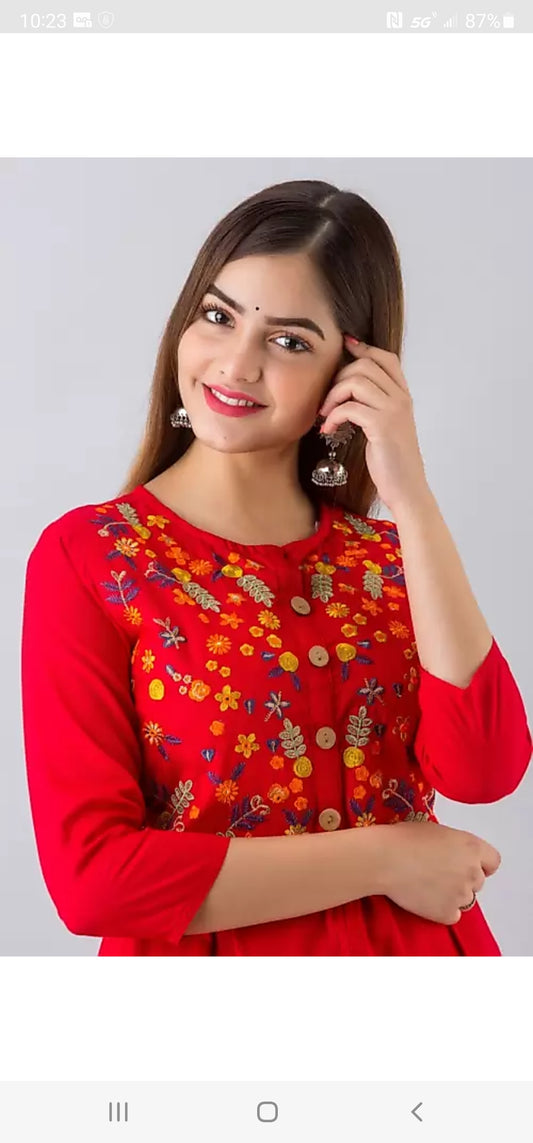 Frontslit Embroidered Kurta Red image 3