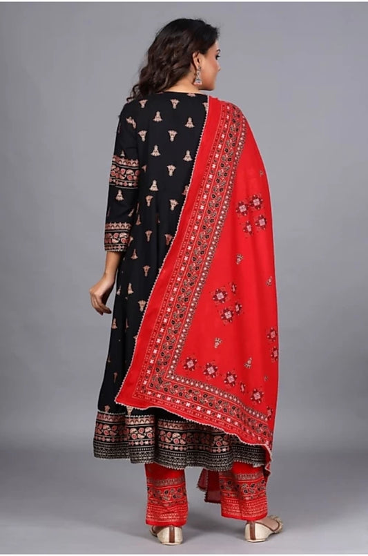 Women Anarkali Kurta with Pants & Dupatta image 3