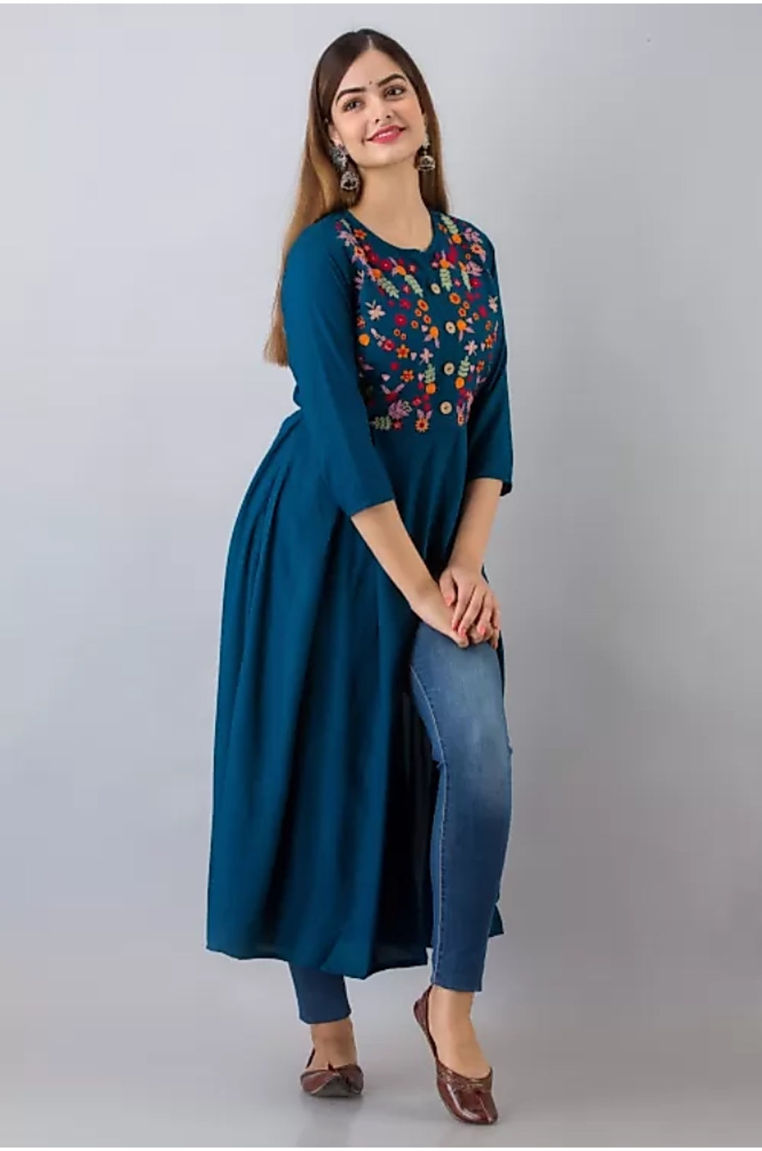 Frontslit Embroidered Kurta (Teal Blue)