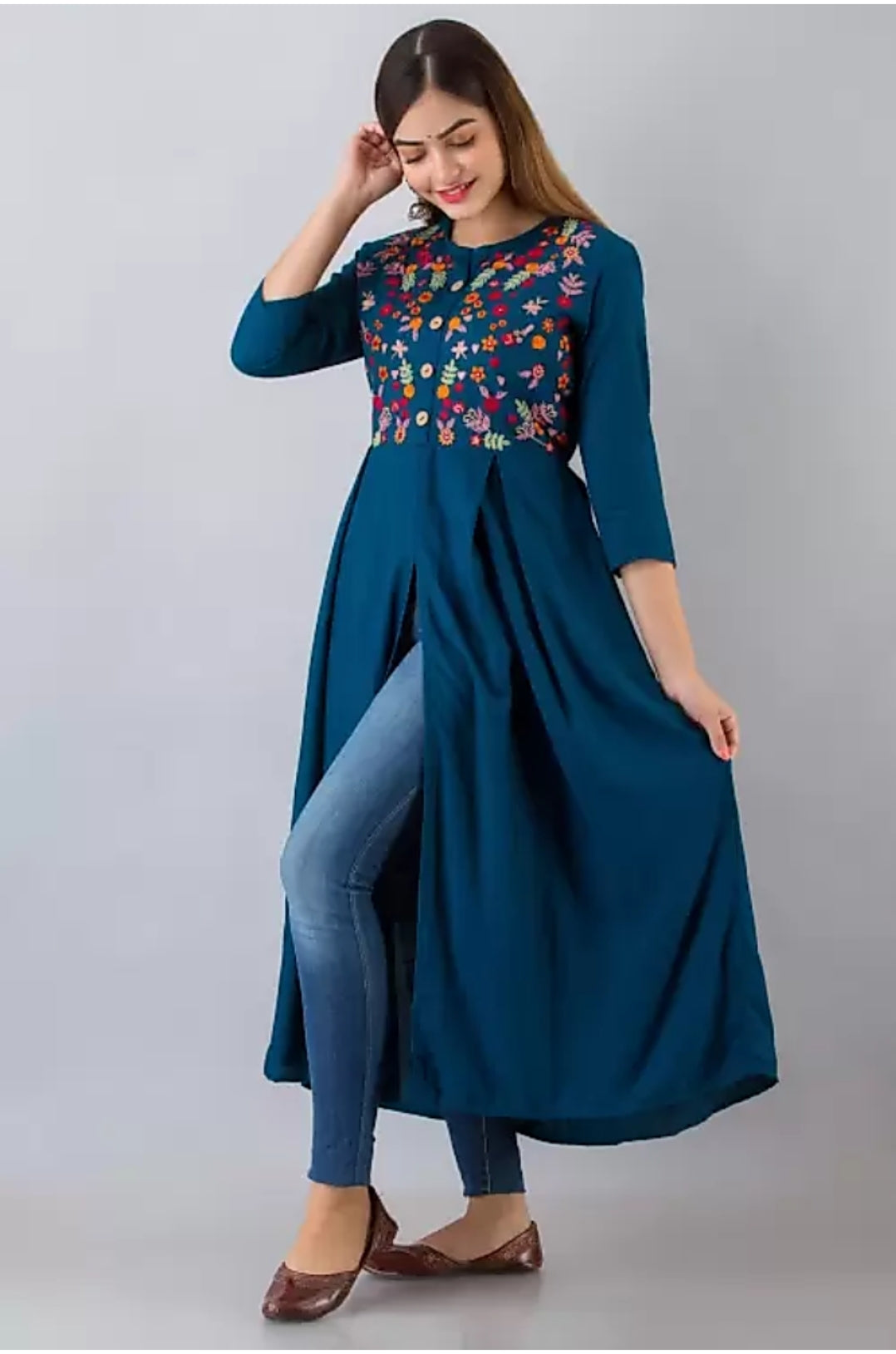 Frontslit Embroidered Kurta (Teal Blue)