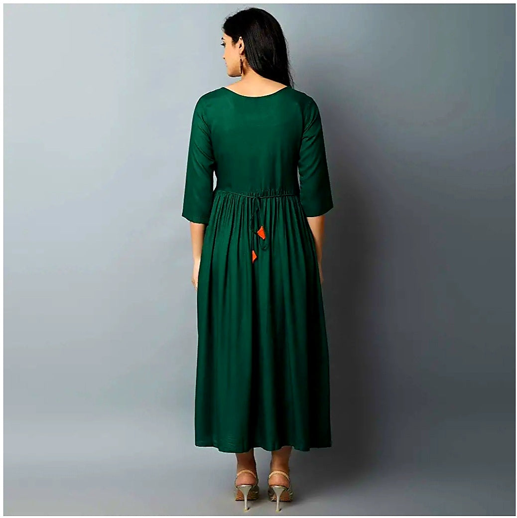 Stylish Embroidered Kurta (Green)