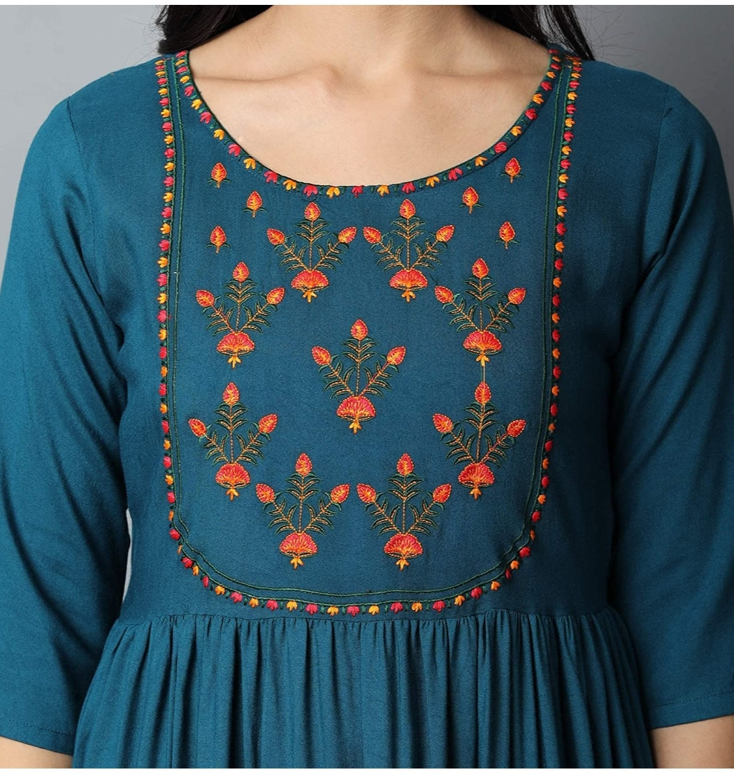 Stylish Embroidered Kurta (Teal Blue)