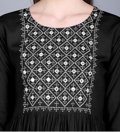 Black Kurti