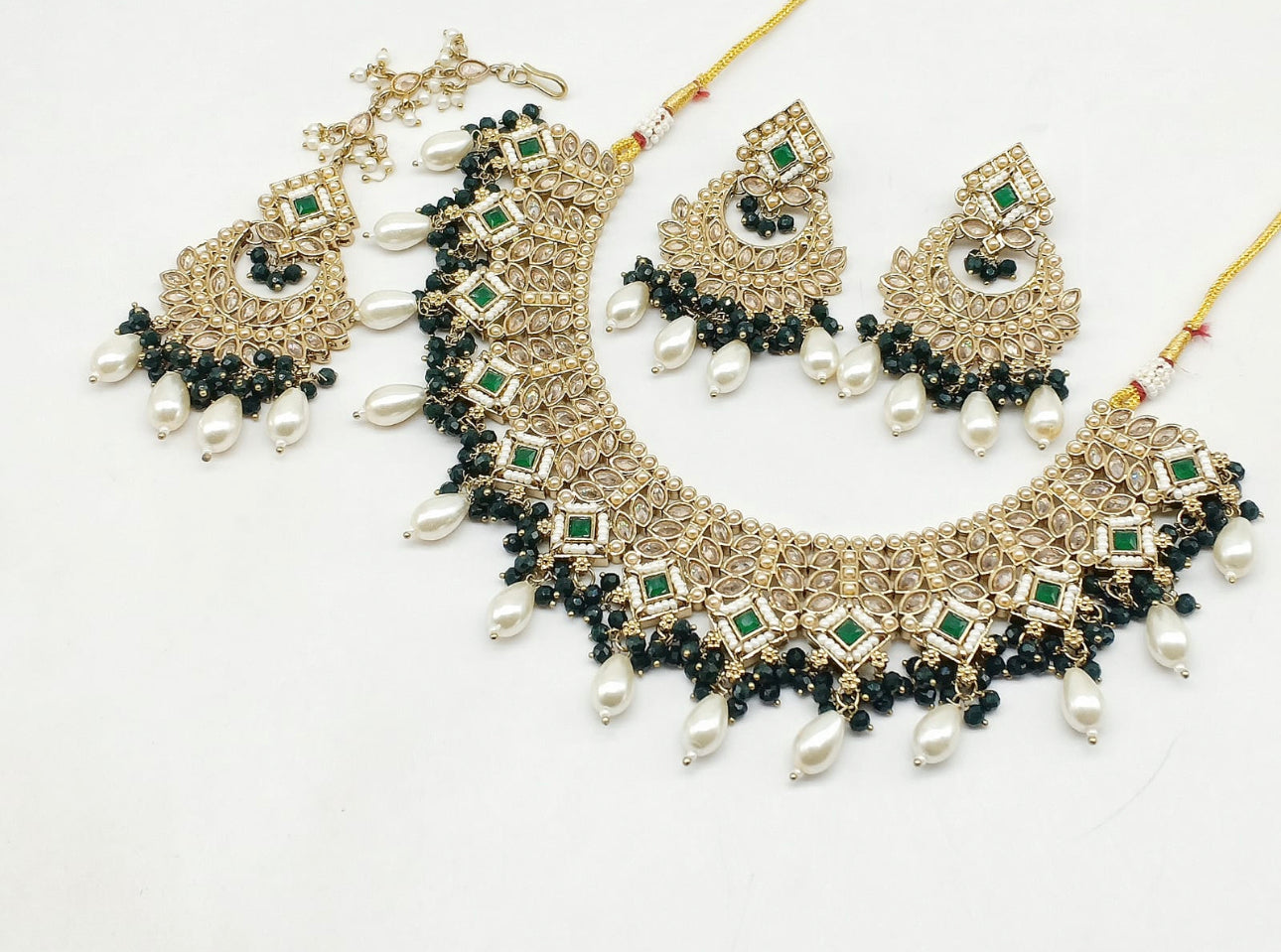 Super Stylish Reverse Polki Choker Set