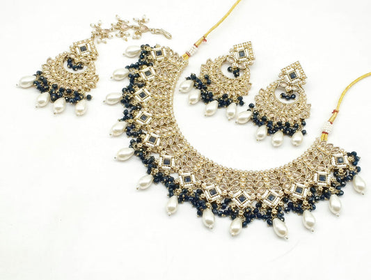 Super Stylish Reverse Polki Choker Set image 3