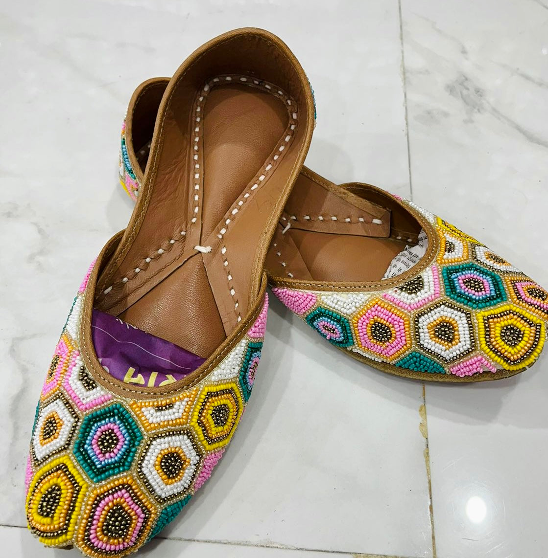 NEW! Stylish Colorful Punjabi Jutti With Extra Cushion