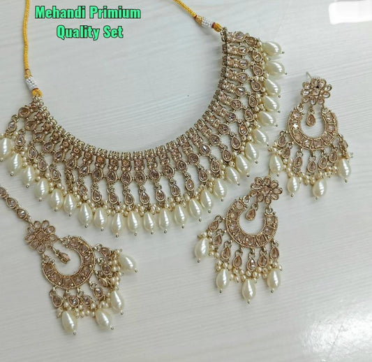 Stylish Mehandi Polished Choker Set With Supreme Quality