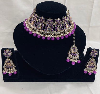 Stylish Necklace Set (Affordable)