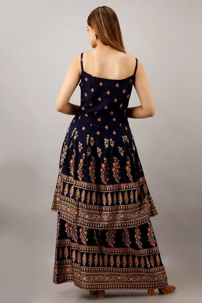 Women Kurta and Skirt Set
